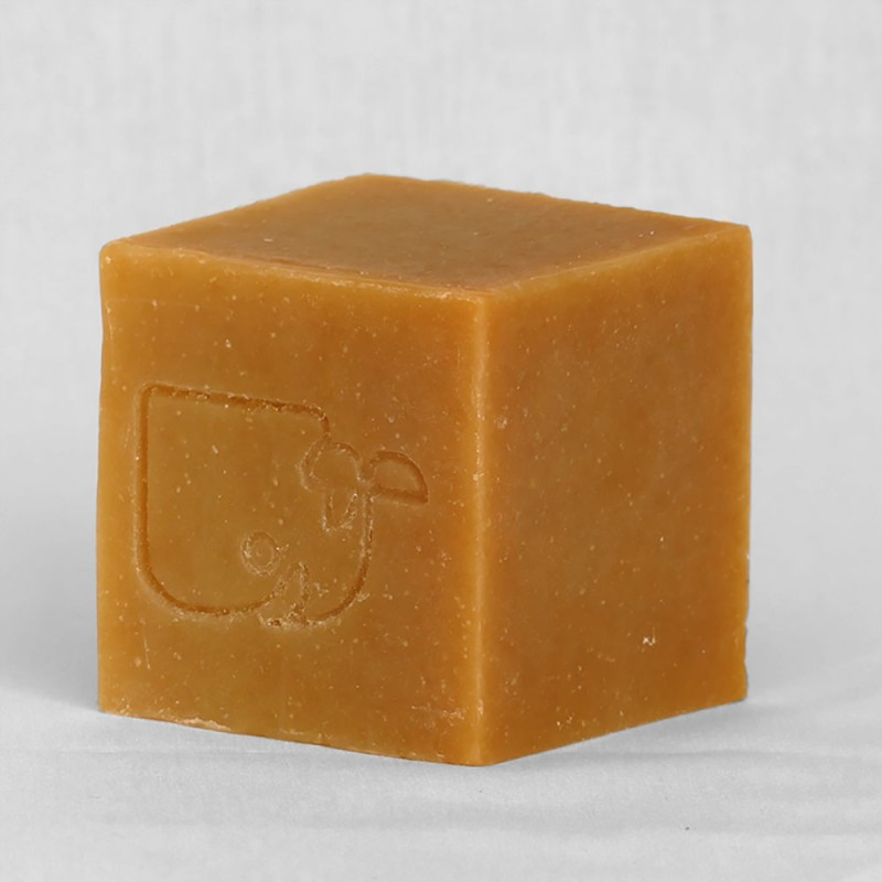 Savon saponifié à froid au miel de lavande et au lait d’amande