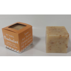 Savon saponifié à froid aux flocons d'avoine et au lait de chèvre