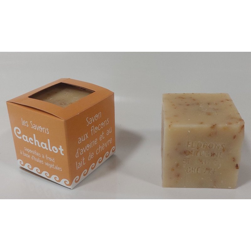 Savon saponifié à froid aux flocons d'avoine et au lait de chèvre